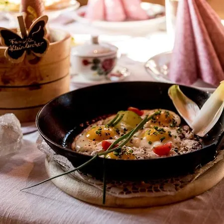 Landgasthof Alpenrose Inn Sankt Jakob in Defereggen